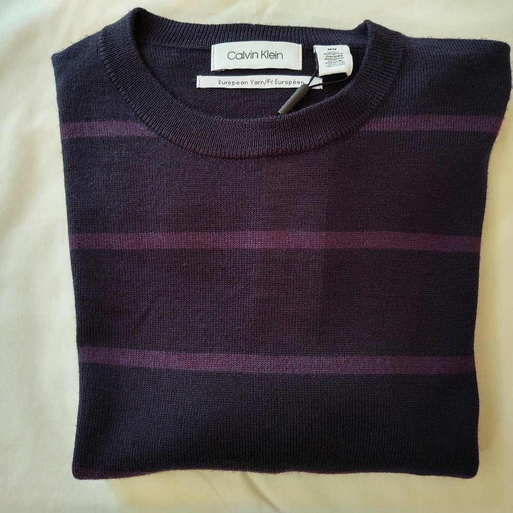 CALVIN KLEIN EUROPEAN YARN MEN'S LONG SLEEVE CREWNECK SWEATER - SIZE MEDIUM